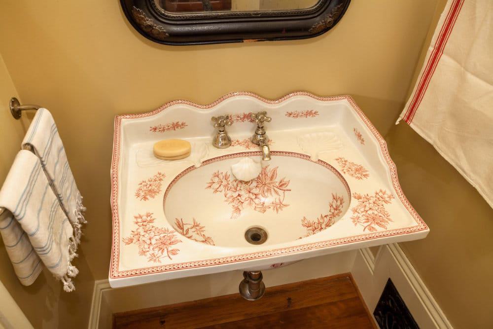 Restoring history in a bathroom sink